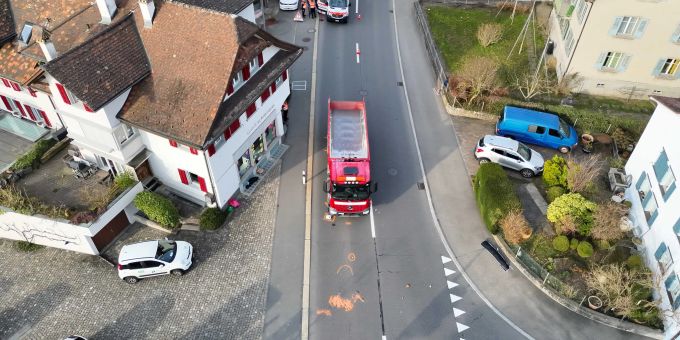 Reanimiert! - Fussgänger (43) von Lastwagen erfasst – schwer verletzt