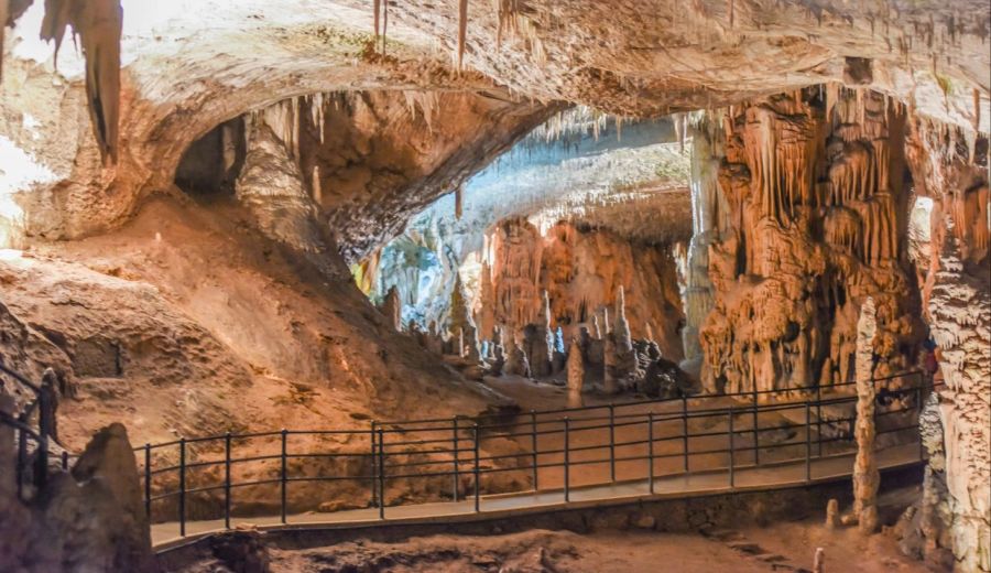 Höhle Steg Stein braun