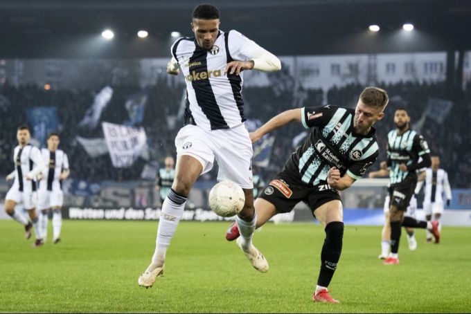 Jean-Philippe Gbamin muss beim FC Zürich vorzeitig ausgewechselt werden. FC Zürich