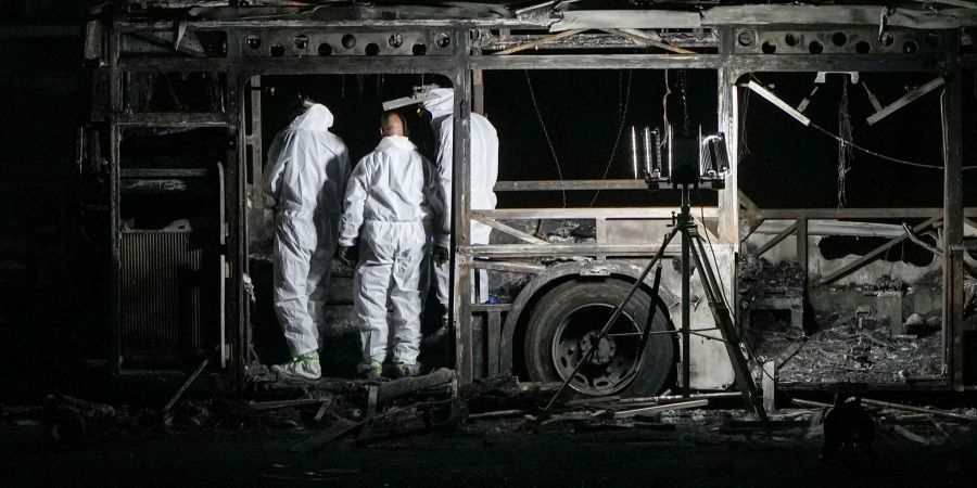 Nahostkonflikt - Bus-Explosionen nahe Tel Aviv