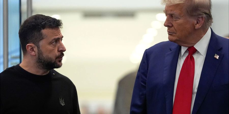 Der ukrainische Staatschef ist auf die Unterstützung des US-Präsidenten angewiesen - und versucht, das Verhältnis nicht noch mehr zu zerrütten. (Archivbild)