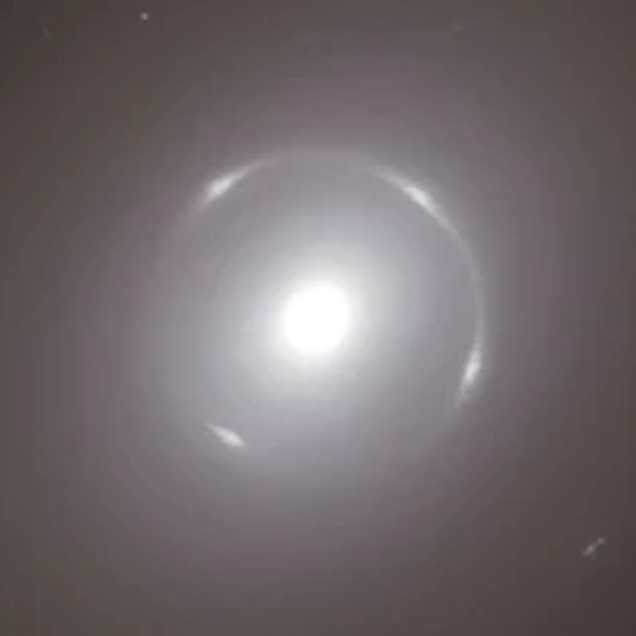 einstein ring