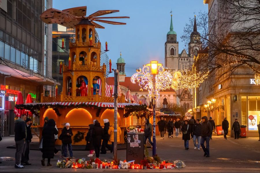 Nach dem Anschlag auf den Weihnachtsmarkt in Magdeburg (D) schraubte man auch in der Schweiz die Sicherheits-Vorkehrungen hoch.