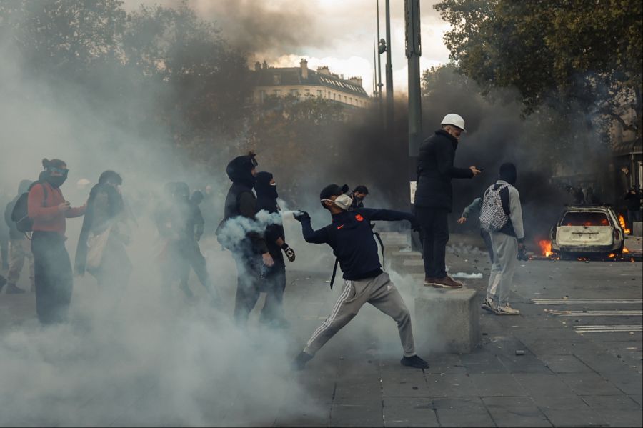 Am 17. Oktober eskalierte eine Demonstration in Frankreich.