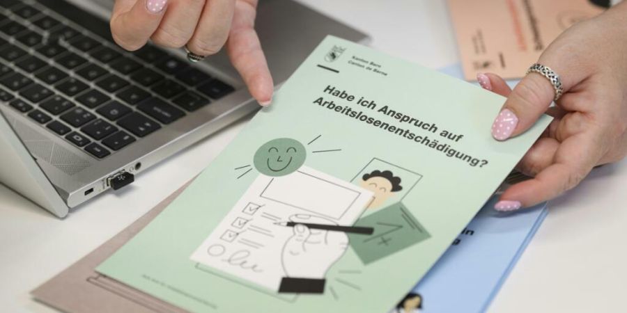 Wer Arbeitslosengelder bezieht, muss jeden Zusatzverdienst bei der Arbeitslosenkasse melden. Eine Frau im Aargau tat dies nicht und wurde vom Obergericht wegen mehrfachen Betrugs verurt...