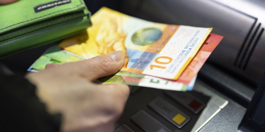 Eine Auswertung des Bundesamtes für Statistik zeigt, dass bei einem gewichtigen Anteil der unteren Mittelschicht finanziell wenig Spielraum besteht. (Symbolbild)