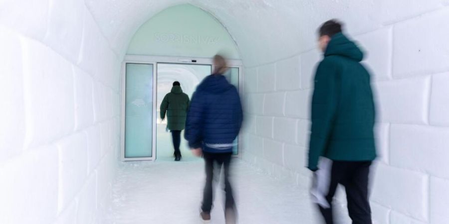 Der Schweizer Konzern Dormakaba testet in einem Eishotel in Norwegen eine Schiebetüre mit neuer Technologie. (Bild: Dormakaba)
