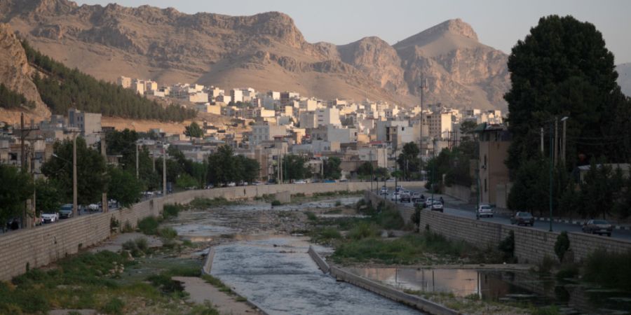 ARCHIV - Blick auf die Hauptstadt in der Provinz Lorestan. Foto: Arne Immanuel Bänsch/dpa