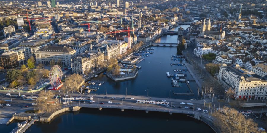 Wer regiert die Stadt Zürich in den nächsten Jahren? Das Stimmvolk entscheidet am Sonntag über den neuen Stadtrat und den Gemeinderat. (Symbolbild)