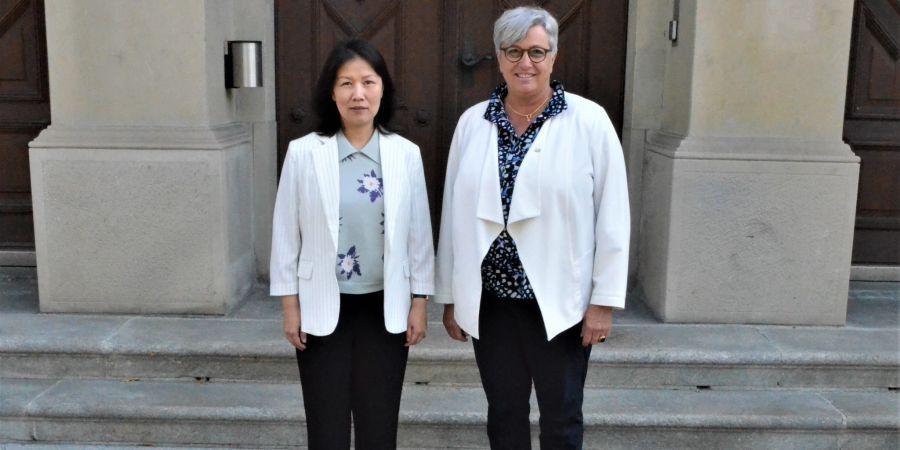 Chen Yun und Cornelia Komposch