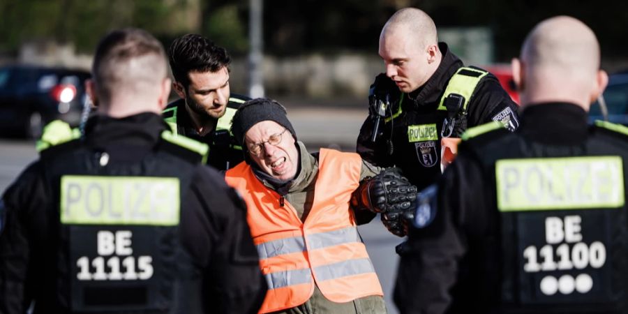 Klimaaktivisten Berlin Polizei