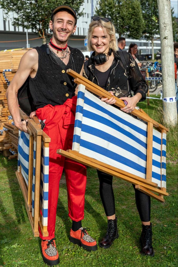 Nic und Sara finden es "mega schön", dass es die Kinonächte in Corona Zeiten auch gibt