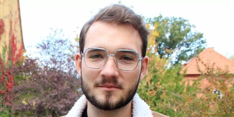 Mit Lukas Rietzschels neuem Roman «Raumfahrer» kan man in ein unbekanntes Land reisen - nach Ostsachsen. Foto: Miriam Schönbach/dpa-Zentralbild/dpa