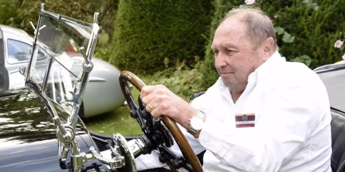 Wird am 30. September 75 Jahre alt: Der ehemalige Formel-1-Pilot Jochen Mass. Foto: Steffi Adam/Geisler-Fotopress/Geisler-Fotopress/dpa Wird am 30. September 75 Jahre alt: Der ehemalige Formel-1-Pilot Jochen Mass. Foto: Steffi Adam/Geisler-Fotopress/Geisler-Fotopress/dpa