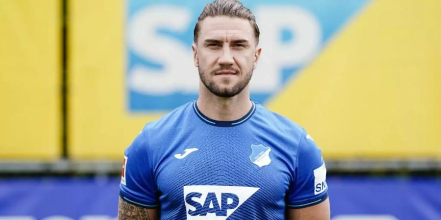 Hoffenheim muss noch länger auf Ermin Bicakcic verzichten. Foto: Uwe Anspach/dpa