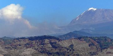 Feuer auf dem Kilimandscharo