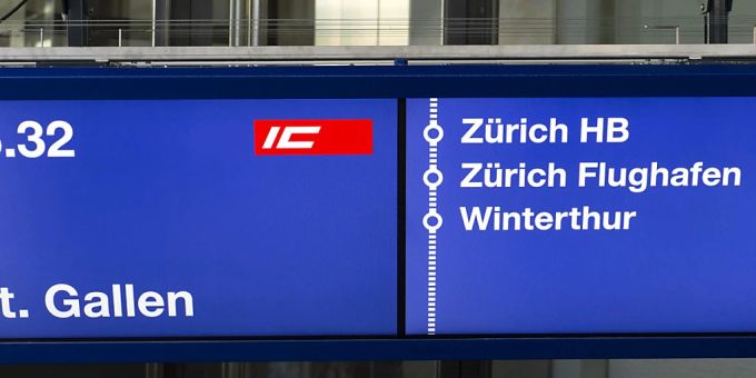 Die IT-Störung bei den SBB beeinträchtigte auch die Perronanzeigen. (Archivbild) SBB