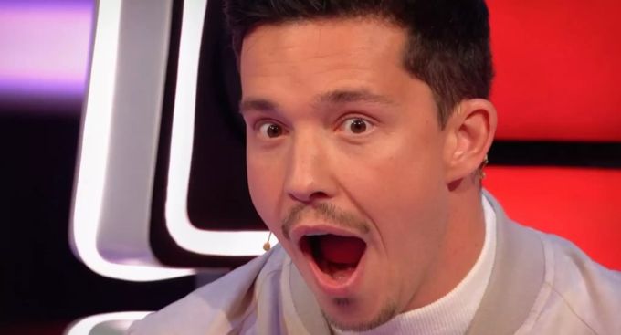 «The Voice of Germany»: Nico Santos kann es nicht fassen, dass Hannah sich für Yvonne und Stefanie entscheidet. «The Voice of Germany»