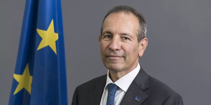 Der EU-Botschafter in der Schweiz, Petros Mavromichalis. (Archivbild) rahmenabkommen gesprächsbereitschaft