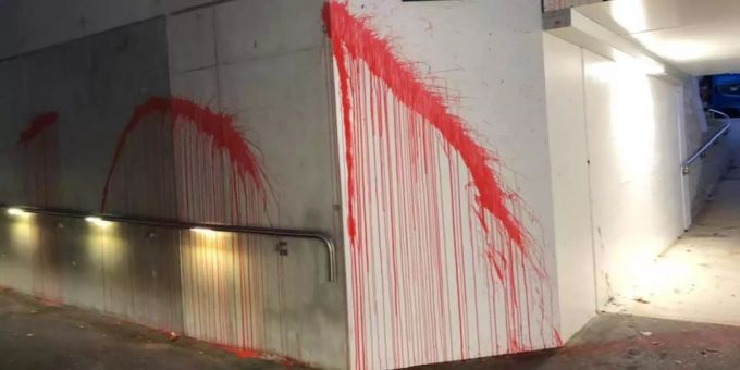 Die verprayte Unterführung am bahnhof Oensingen. Oensingen SO