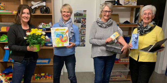 Der Vorstand des Frauenvereins Steffisburg (v.l.): Nadia Balmer (Seniorenbesuche), Silvia Setz (Aufgabenhilfe), Kathrin Rychener (Protokoll und Finanzen) und Lotty Zwygart (Präsidentin und A Frauenverein Steffisburg