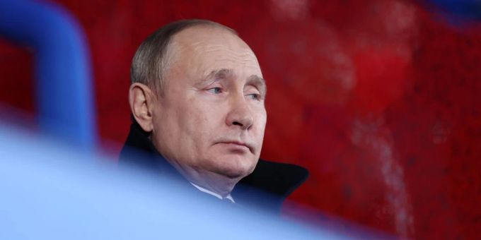 Wladimir Putin treibt die Russifizierung der im Ukraine-Krieg eroberten Gebiete voran. Wladimir Putin Ukraine Krieg