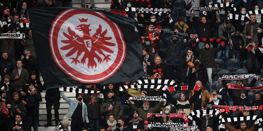 Eintracht Frankfurt ist auf dem Transfermarkt aktiv geworden.
