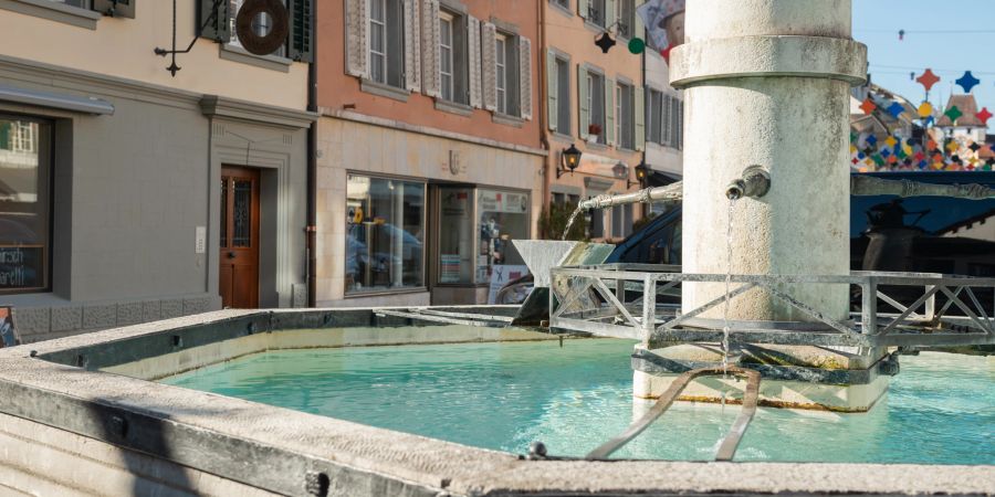 Ein Dorfbrunnen im Zentrum von Willisau.