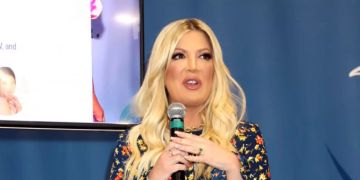 Tori spelling