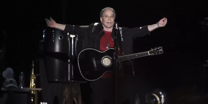 Paul Simon