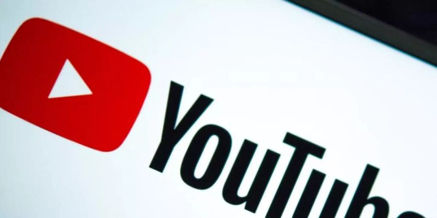 Youtube hat 2020 weltweit und themenunabhängig mehr als 40 Millionen Videos gelöscht. Foto: Monika Skolimowska/dpa-Zentralbild/dpa