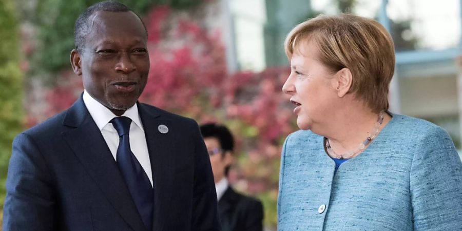 ARCHIV - Bundeskanzlerin Angela Merkel (CDU) empfängt Patrice Talon, Pra·sident der Republik Benin, 2018 im Bundeskanzleramt in Berlin. Foto: Bernd von Jutrczenka/dpa