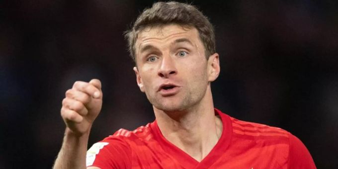 Bayern-Star Thomas Müller kann das Ende seiner Quarantäne kaum erwarten. Foto: Soeren Stache/dpa-Zentralbild/dpa Bayern-Star Thomas Müller kann das Ende seiner Quarantäne kaum erwarten. Foto: Soeren Stache/dpa-Zentralbild/dpa