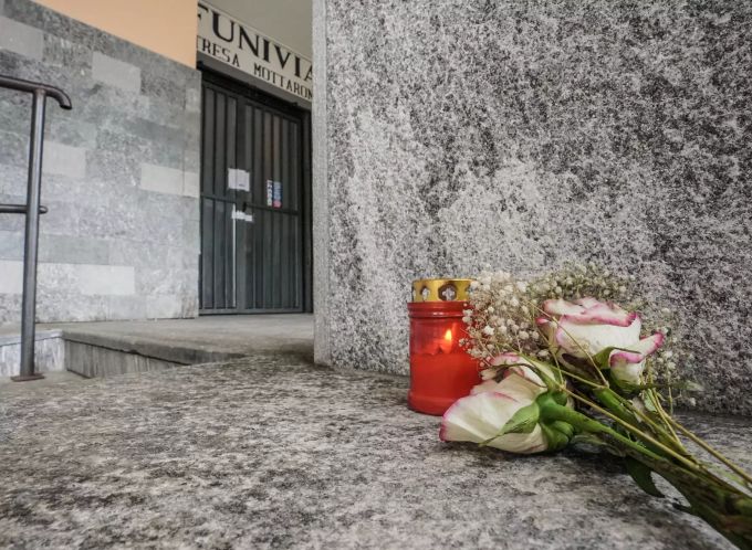 Die Anteilnahme am Tod der 14 Menschen nach dem Seilbahnunglück in Norditalien ist gross. Seilbahnunglück Norditalien