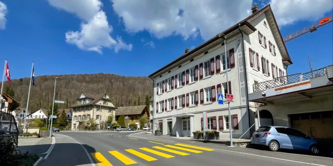 Dorfzentrum Hausen am Albis - Hausen am Albis Dorfzentrum Hausen am Albis - Hausen am Albis