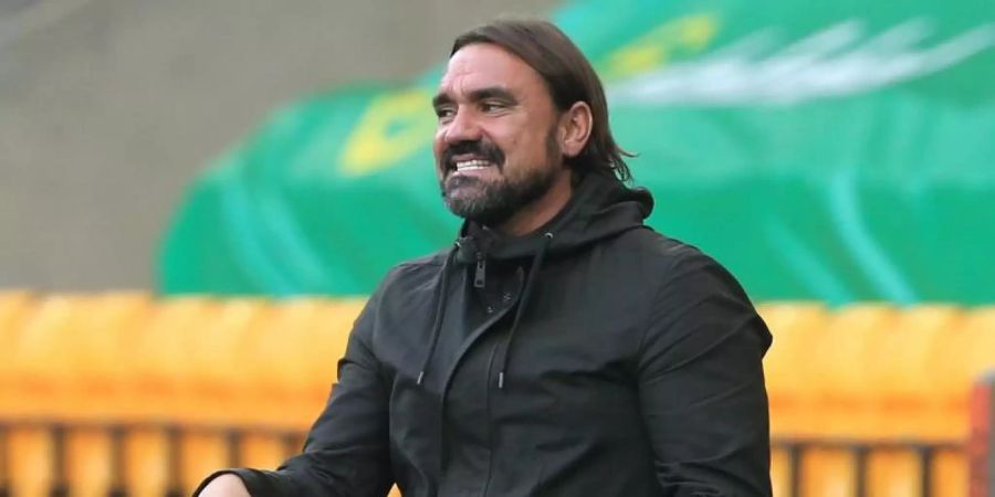 Daniel Farke, Trainer von Norwich City, gestikuliert an der Seitenlinie. Foto: Lindsey Parnaby/Nmc Pool/PA Wire/dpa