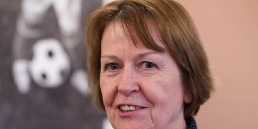 Wünscht sich mehr Frauen beim DFB: Vizepräsidentin Hannelore Ratzeburg. Foto: Frank Rumpenhorst/dpa