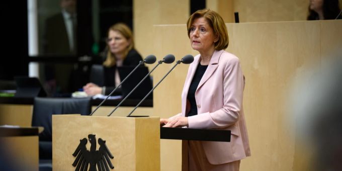 Die Ministerpräsidentin von Rheinland-Pfalz, Malu Dreyer, hat ihren Rücktritt angekündigt. (Archivbild) staatsbürgerschaft deutschland