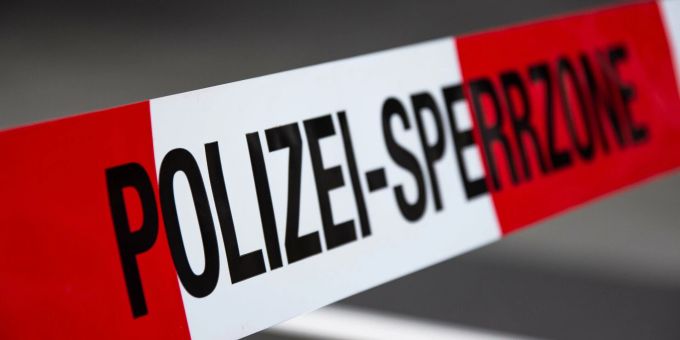 Die Polizei hat eine tote Frau in einem Solarium gefunden. (Symbolbild) Polizei SG