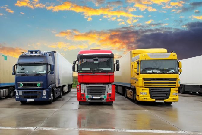 LKW, LKW-Flotte, Transport,