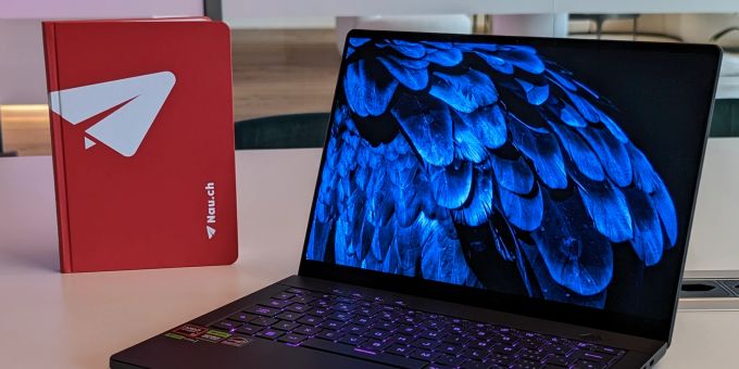 Der Asus ROG Zephyrus G14 ist ein Gaming-Laptop mit einer Display-Diagonale von 14 Zoll. Asus ROG Zephyrus G14