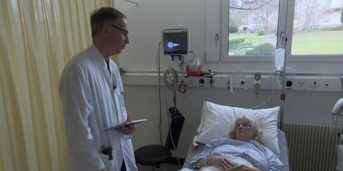 Für seine Frau und die vier Kinder bleibt dem Spitzenchirurg wenig Zeit. Othmar Schön Patientin