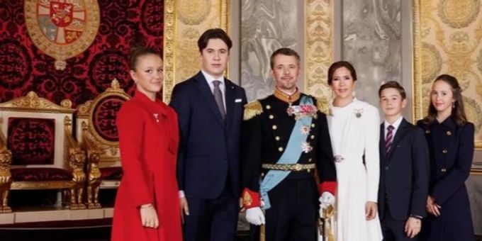 Nach Thronübernahme - Dänische Königsfamilie veröffentlicht erstes Foto