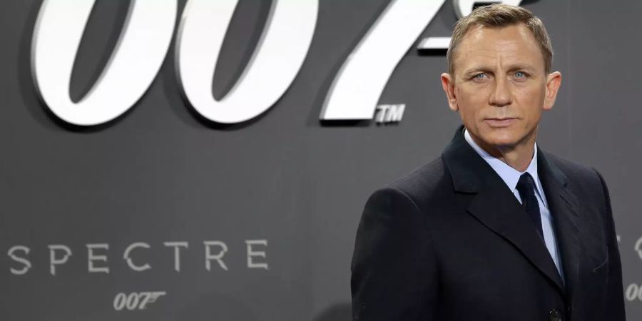 Daniel Craig