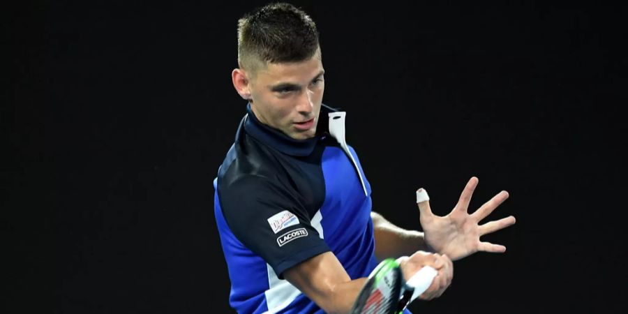 Filip Krajinovic muss an den Australian Open die Segel streichen.