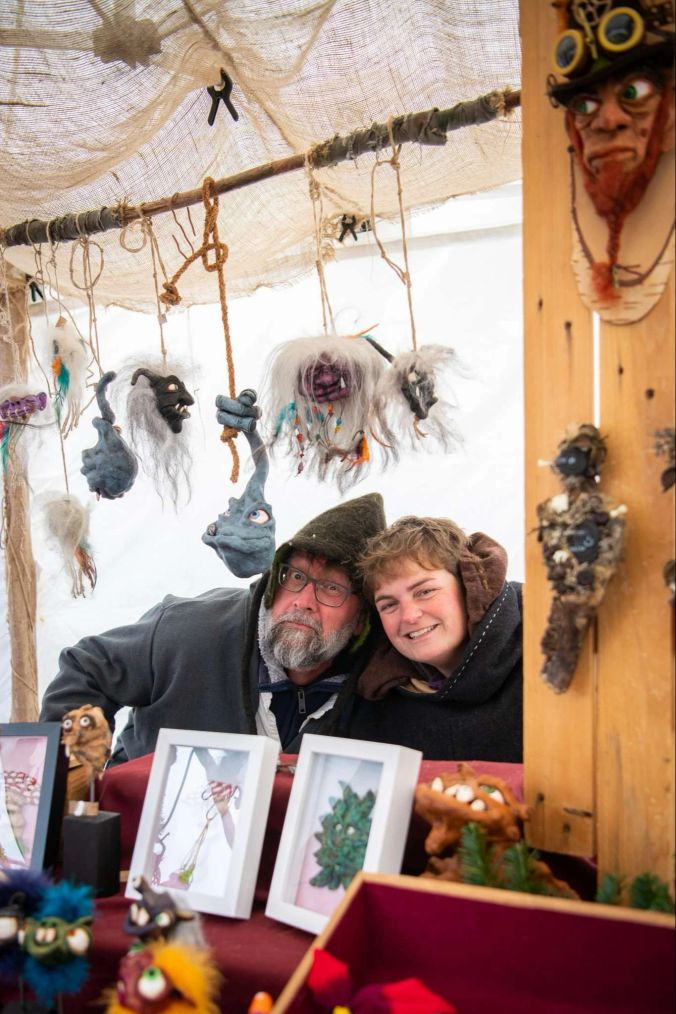 Mandy und Franz Zimmermann aus Horw, Luzern an ihrem Stand "Boggarts".