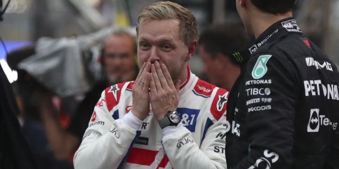 Kevin Magnussen musste sich einer Operation unterziehen. Kevin Magnussen Formel 1