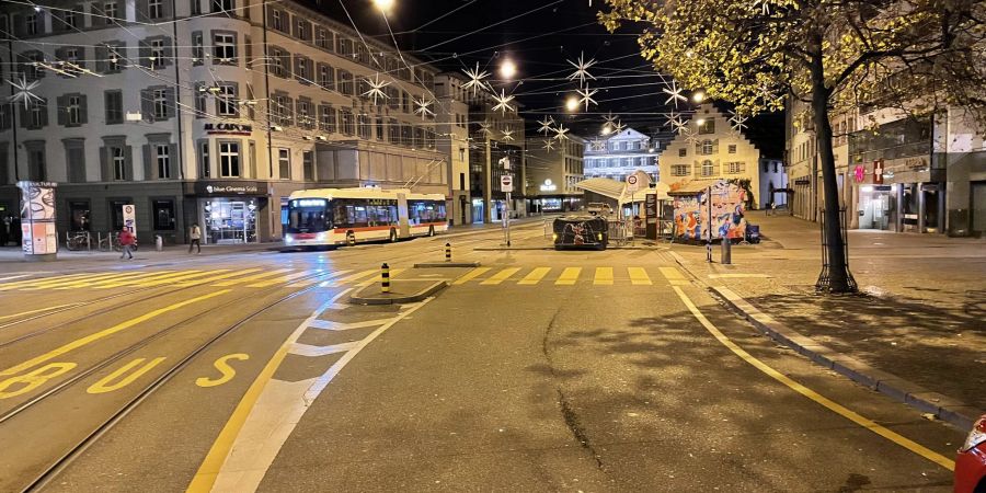 Unfallstelle am Marktplatz vor der «Rondelle»