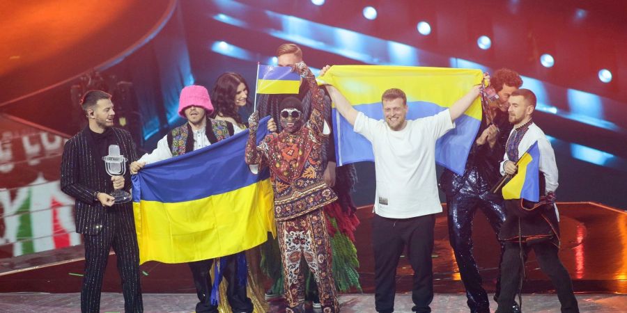 In diesem Jahr hat das Kalush Orchestra aus der Ukraine den Eurovision Song Contest gewonnen.