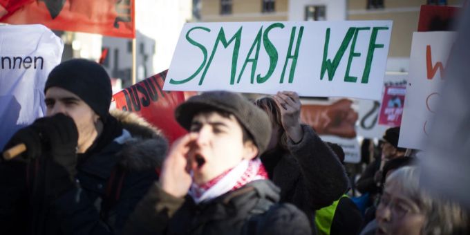Eine Demonstration gegen das WEF in Davos im Januar 2019, organisiert von der JUSO Schweiz. WEF Juso